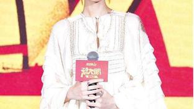 娜扎代言花絮惊艳曝光粉红美人造型露出未修侧颜杀